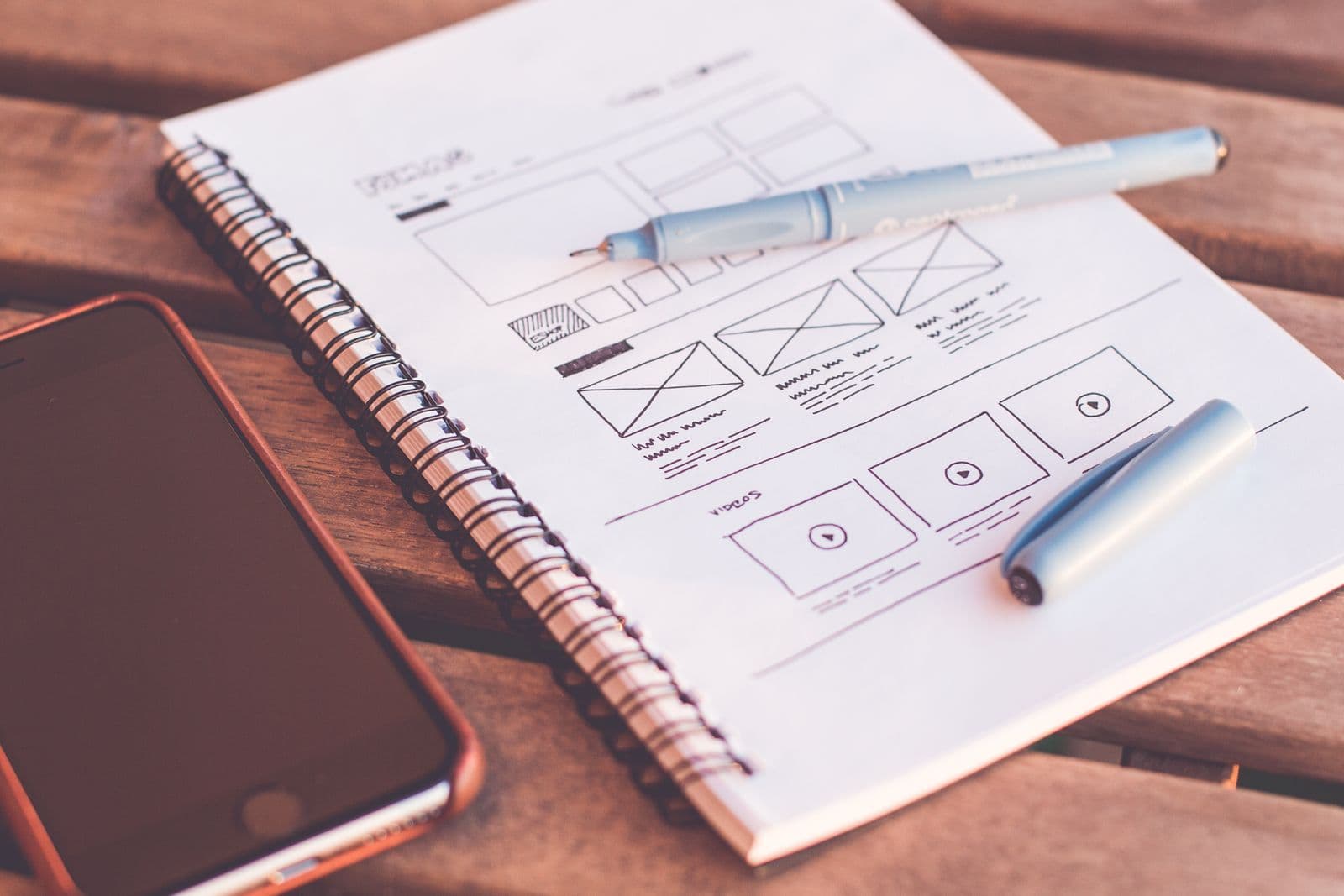 Design — croquis de mise en page